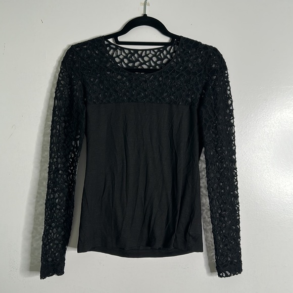 A-k-R-I-S-bergdorf Goodman mulberry slik black top size small gothic whi… - Picture 2 of 9